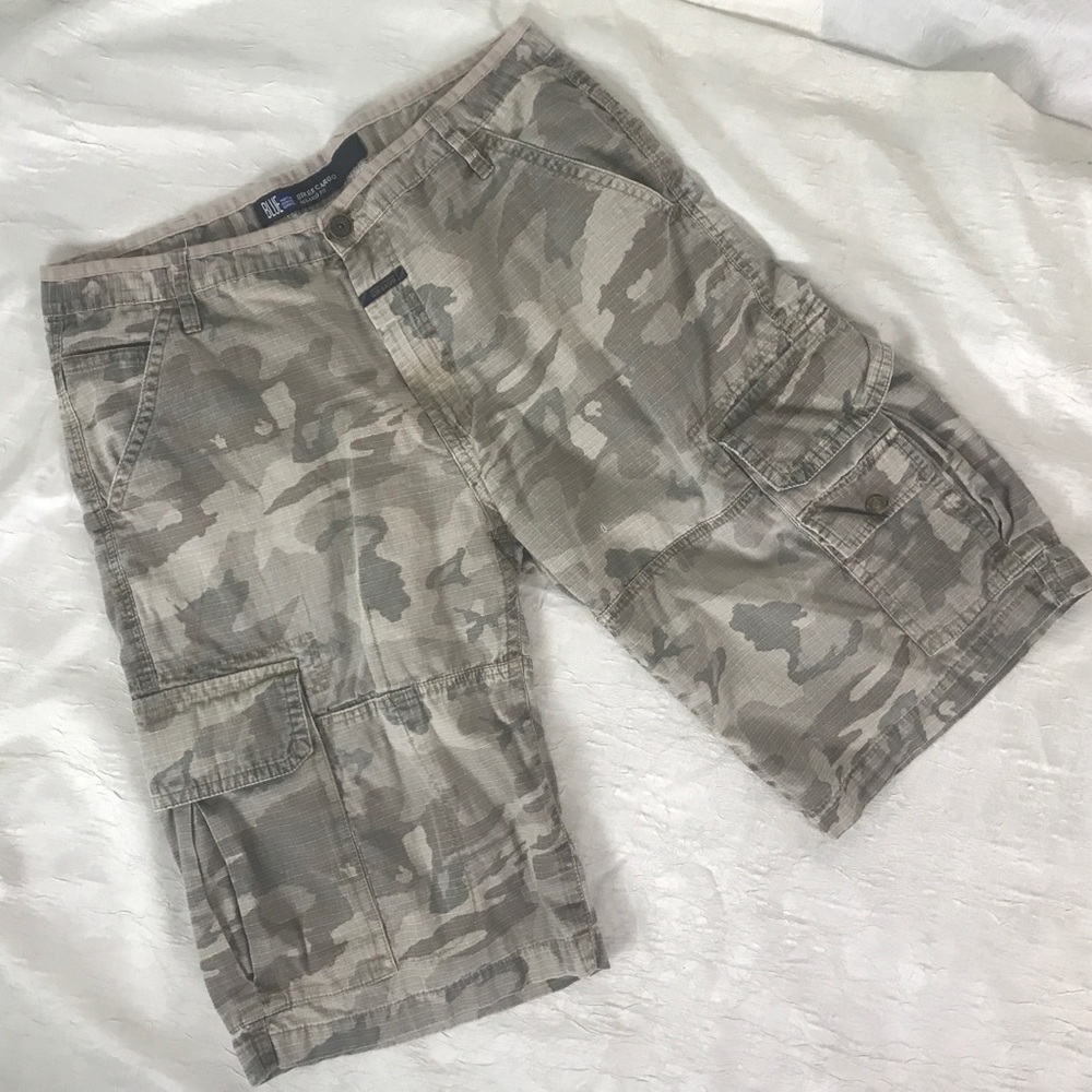 Marithe Francois Girbaud mens cargo shorts SZ 40